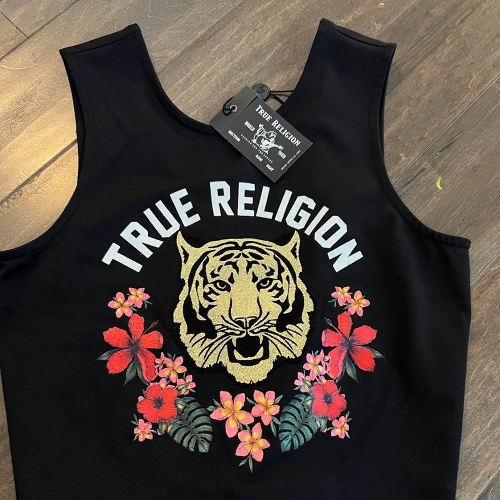 True Religion Tiger shirt Size Medium